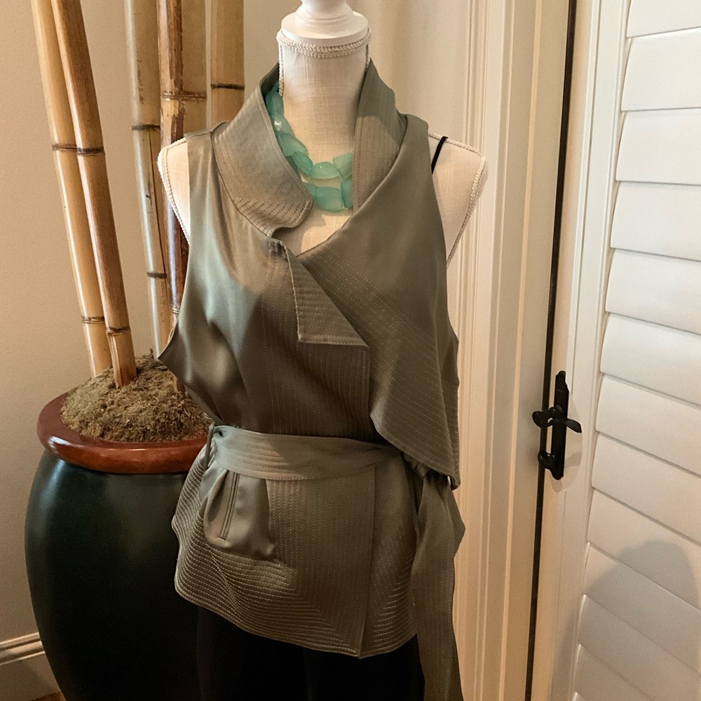Halston Heritage Vest